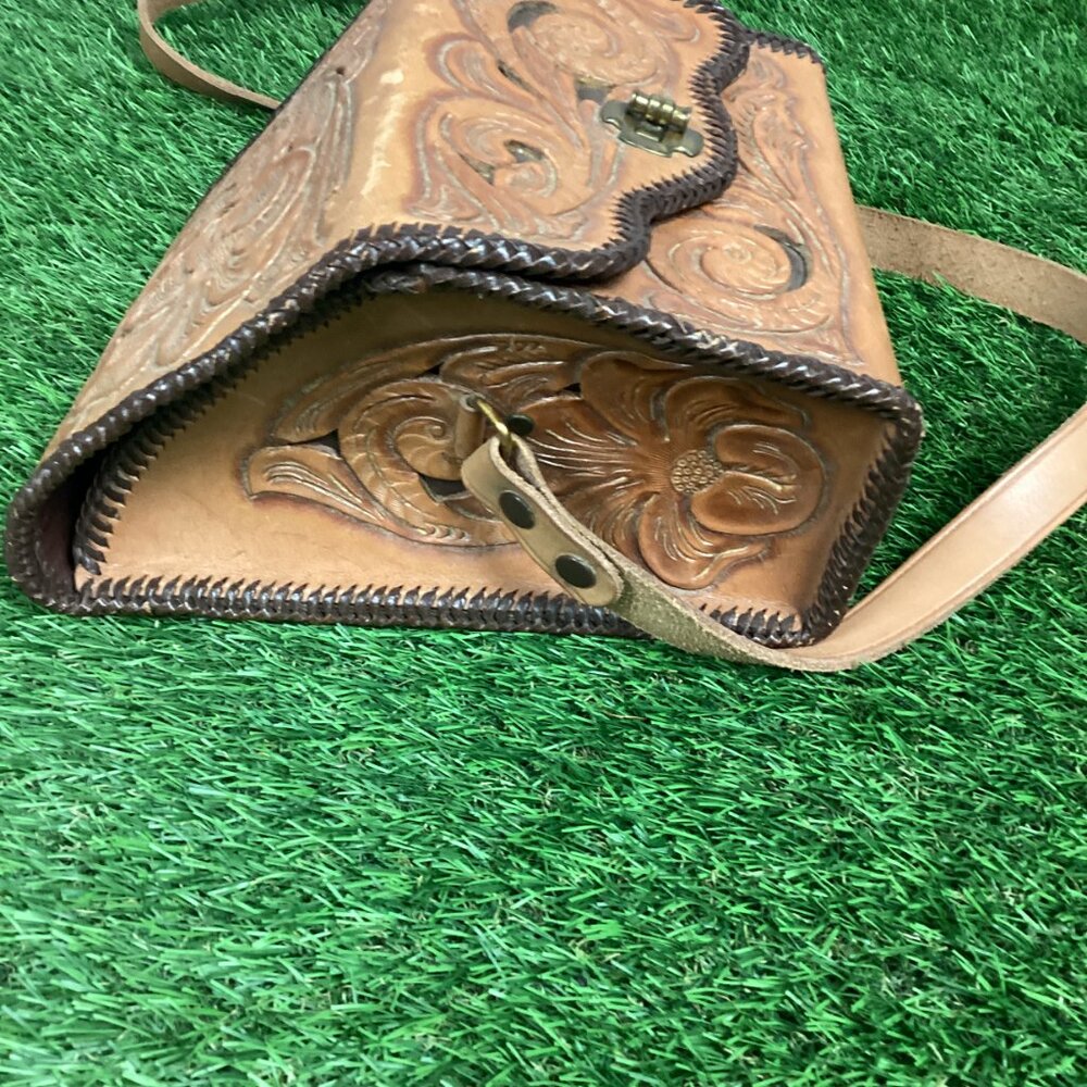 Vintage Hand Tooled Leather Hard Shell Bag - Picture 7 of 16
